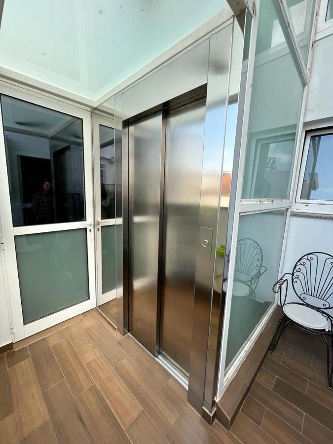 Piso En Pleno Centro De Mino Derecha Apartment Exterior photo